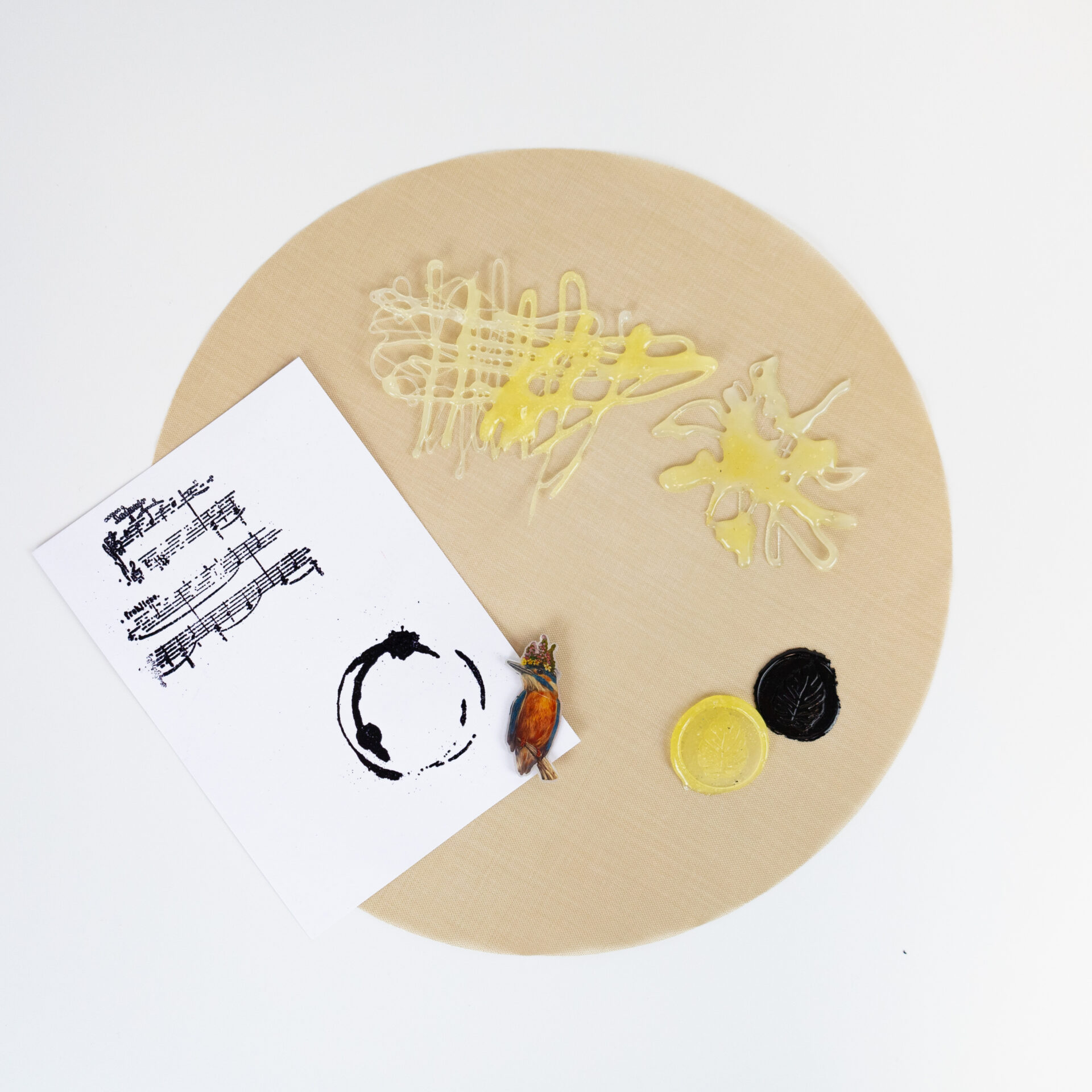 KitnCaboodle Heat Resistant Mat x2 3.jpg